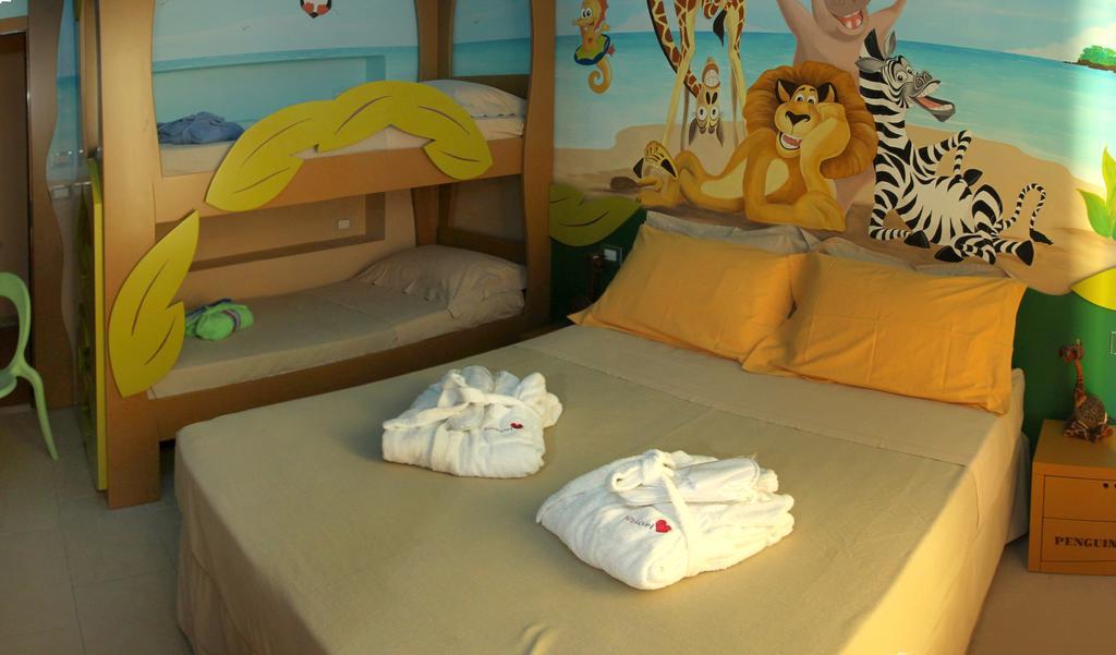 Mini hotel ริมินี ภายนอก รูปภาพ